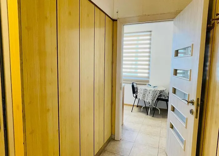 просторен * Varna