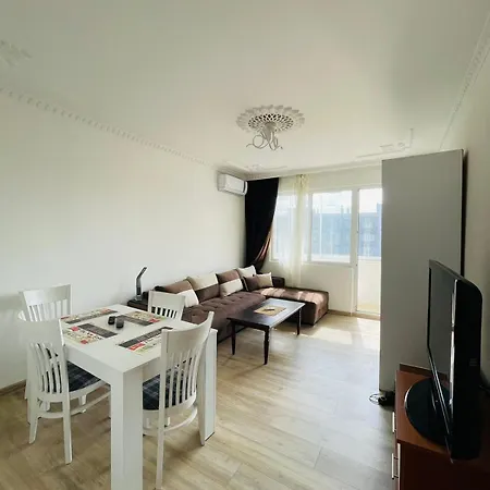 просторен Apartment